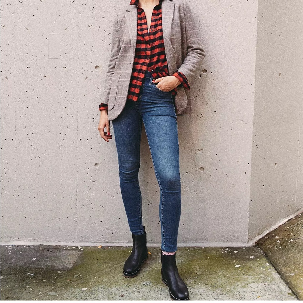 Madewell 10" High-Rise Skinny Jeans in Wendover Wash: TENCEL™ Denim Edition